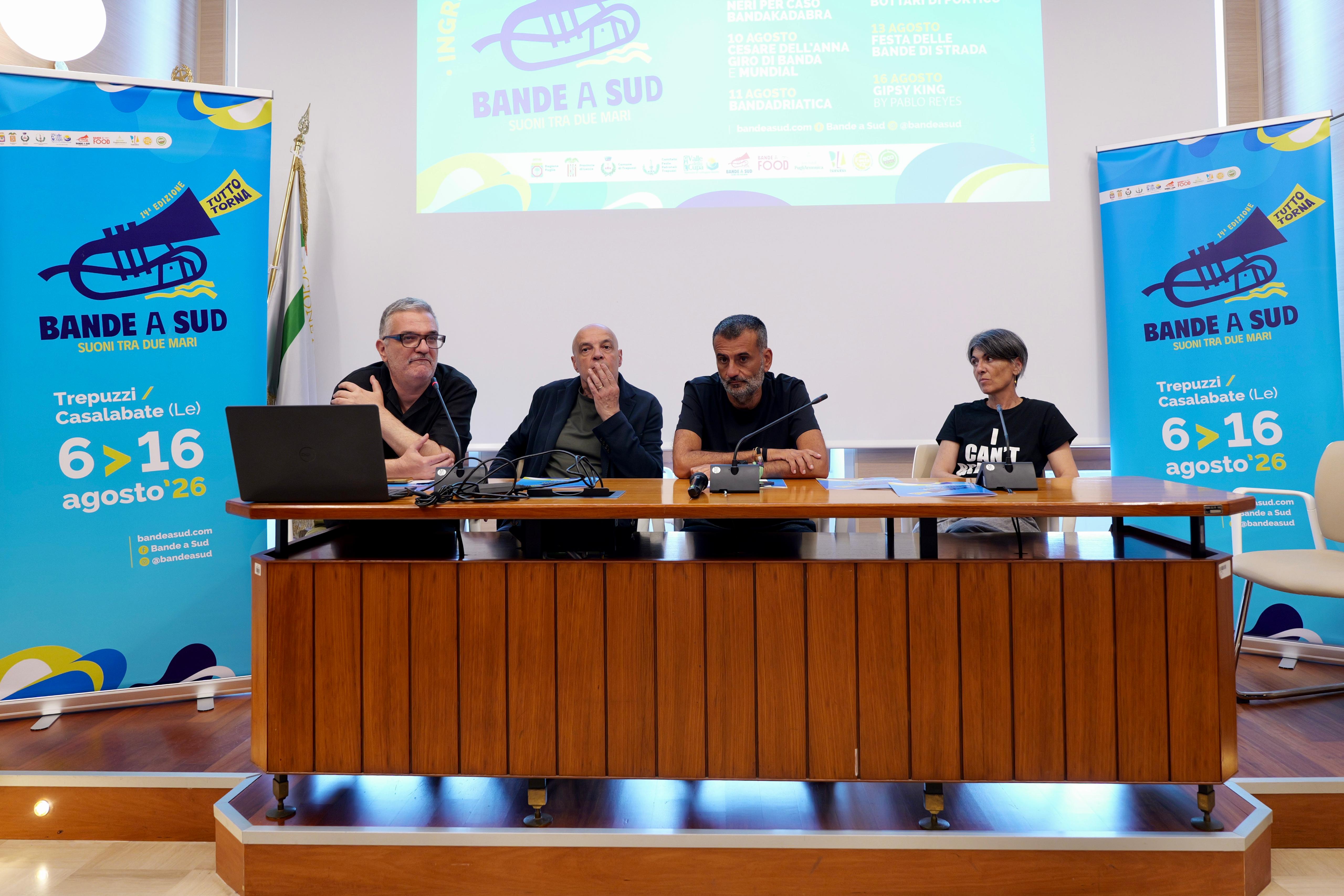 Galleria Torna “Bande a Sud. Suoni tra i due mari”, il festival bandistico in programma dal 9 al 16 agosto a Trepuzzi e Casalabate. Edizione dedicata al tema “Tutto torna” - Diapositiva 6 di 8