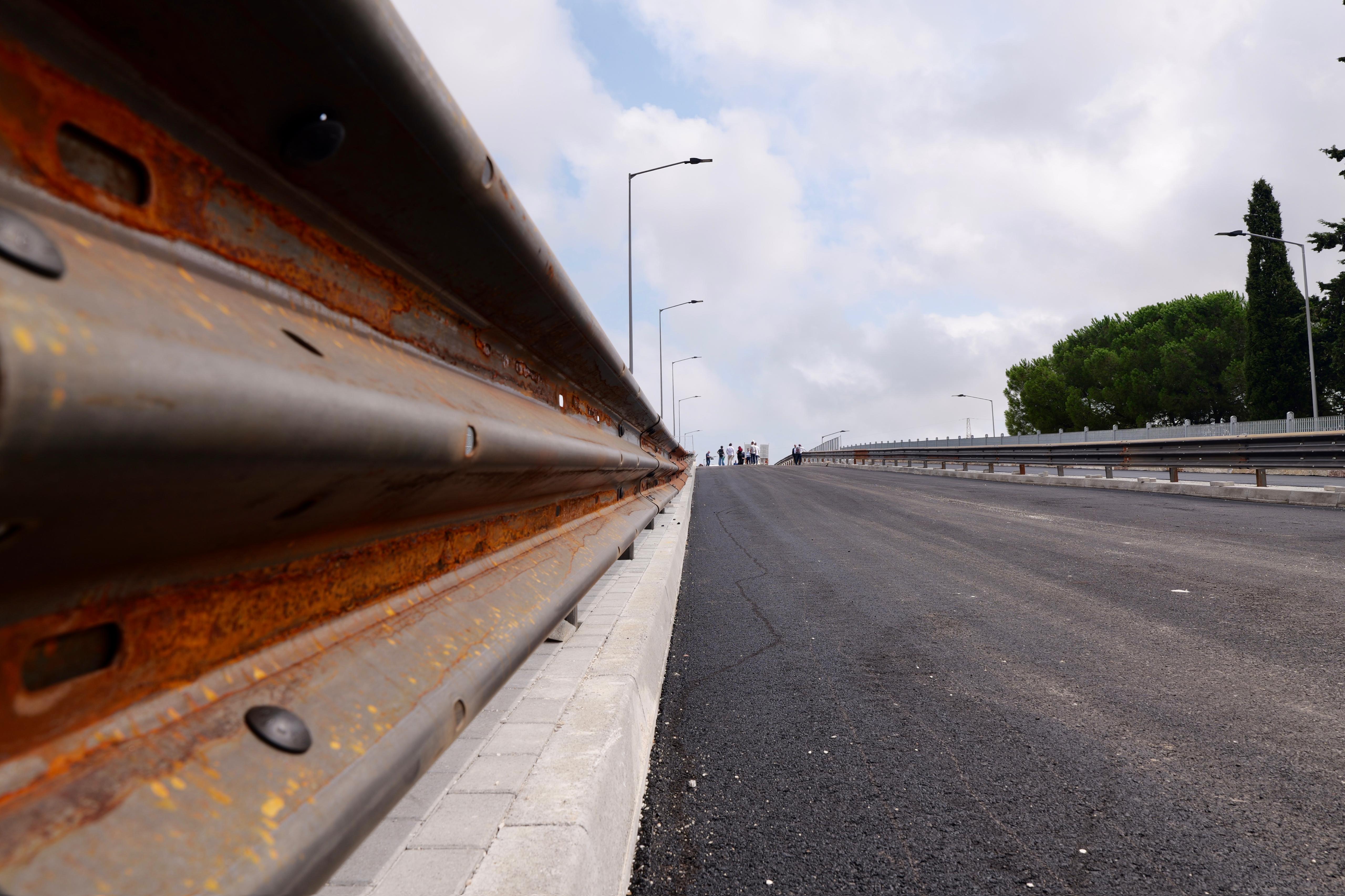 Galleria Mobilità, sopralluogo al cantiere del sovrappasso di Santa Caterina: a settembre Bari eliminerà l'ultimo passaggio a livello delle Ferrovie Appulo Lucane - Diapositiva 3 di 12