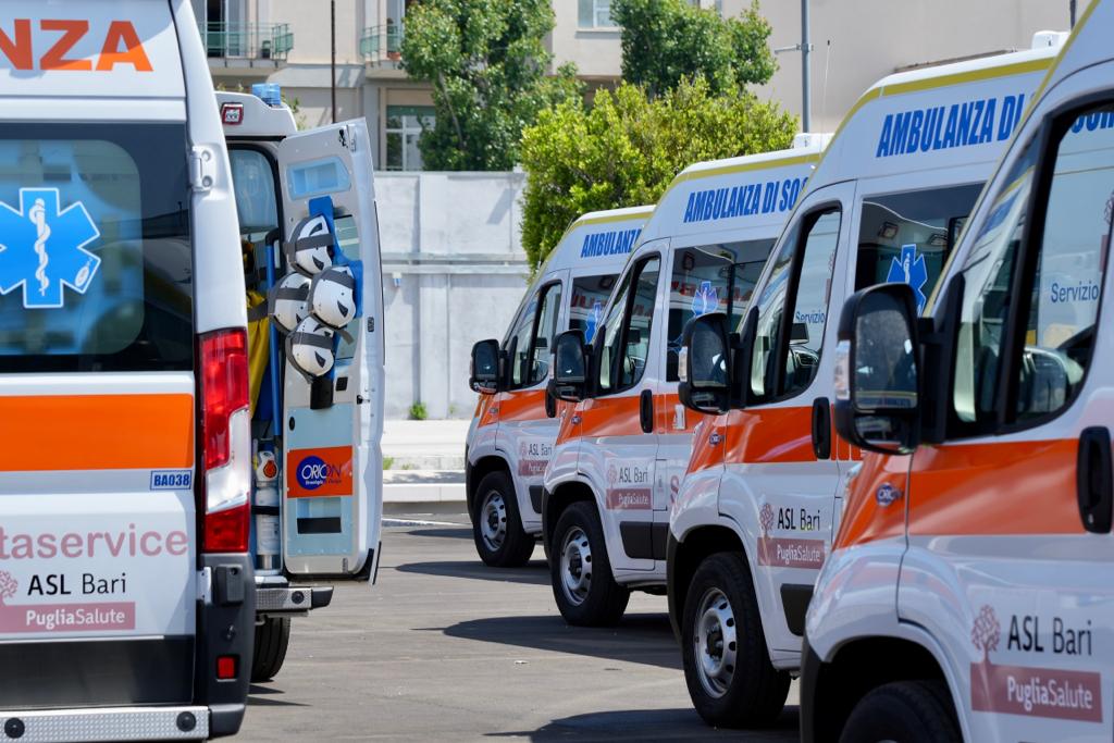 Galleria Il 118 ASL Bari cambia volto: ecco 55 nuove ambulanze  e 462 operatori assunti a tempo indeterminato in Sanitaservice - Diapositiva 16 di 21