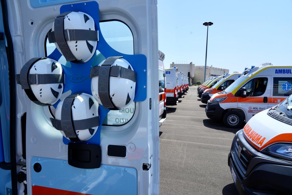 Galleria Il 118 ASL Bari cambia volto: ecco 55 nuove ambulanze  e 462 operatori assunti a tempo indeterminato in Sanitaservice - Diapositiva 10 di 21
